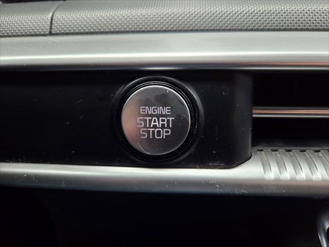 used 2022 Kia K5 car