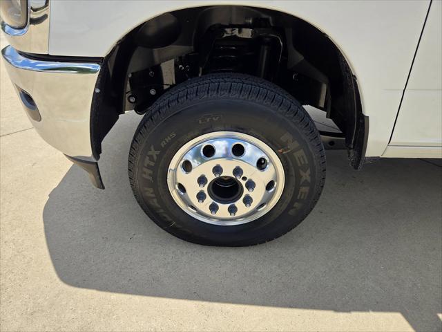 new 2025 Ram 3500 car, priced at $71,145