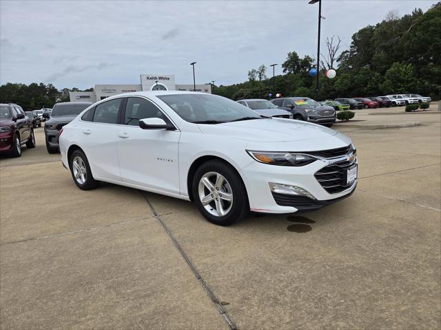 used 2024 Chevrolet Malibu car