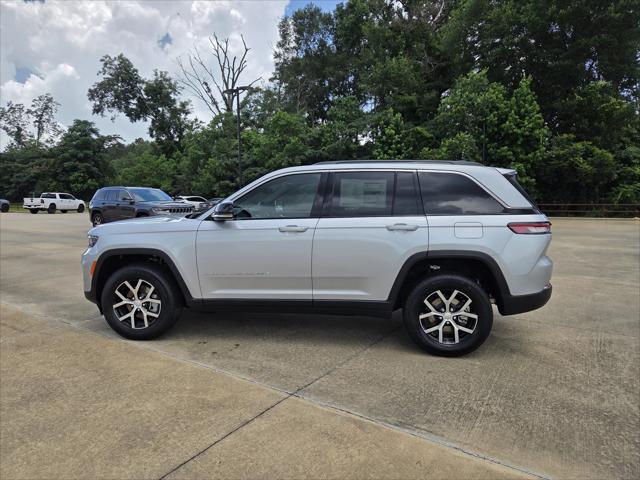 new 2025 Jeep Grand Cherokee car, priced at $45,495