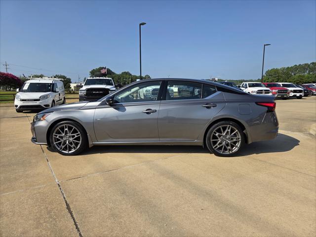 used 2023 Nissan Altima car