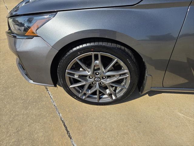 used 2023 Nissan Altima car