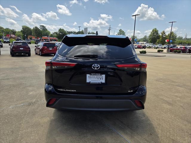 used 2021 Toyota Highlander car