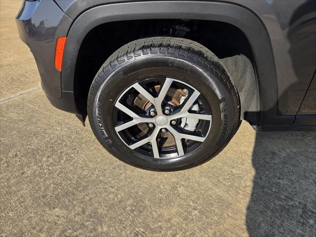 used 2024 Jeep Grand Cherokee car