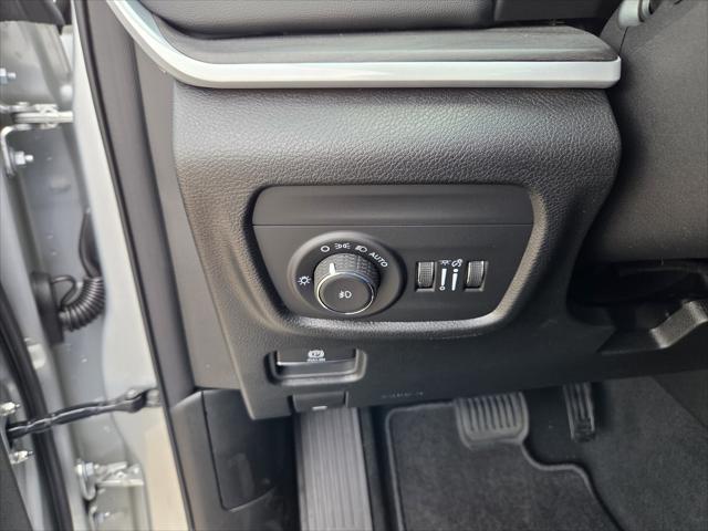 new 2025 Jeep Grand Cherokee L car, priced at $51,115