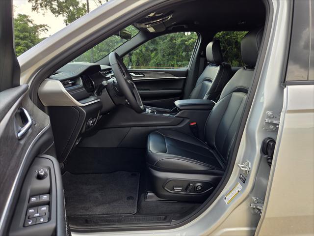 new 2025 Jeep Grand Cherokee L car, priced at $51,115