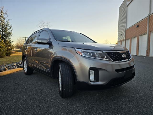 used 2014 Kia Sorento car, priced at $6,496