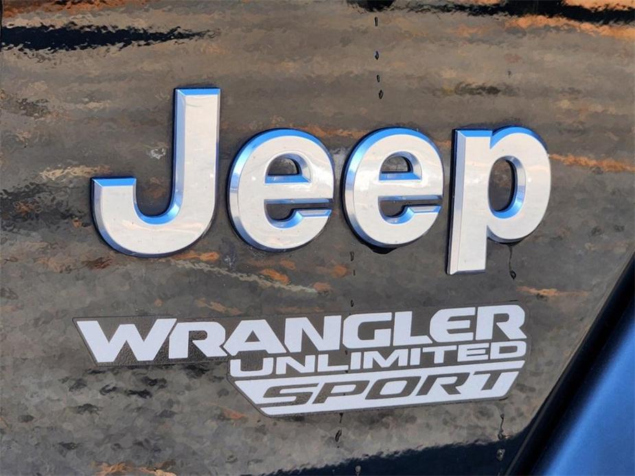 used 2020 Jeep Wrangler Unlimited car, priced at $27,353