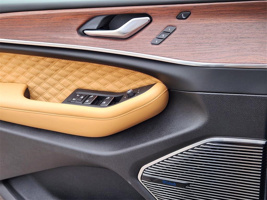 new 2025 Jeep Grand Cherokee L car, priced at $60,972