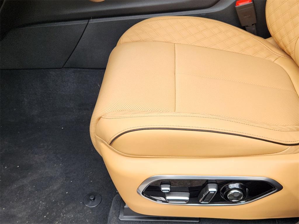 new 2025 Jeep Grand Cherokee L car, priced at $60,972