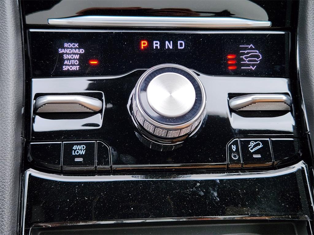 new 2025 Jeep Grand Cherokee L car, priced at $60,972