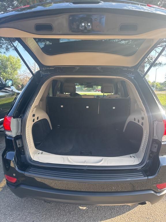 used 2018 Jeep Grand Cherokee car, priced at $20,605