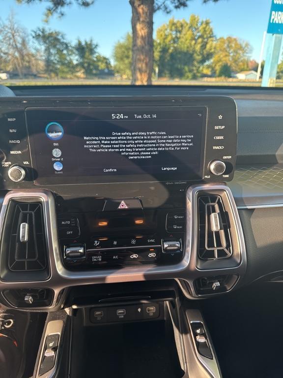 used 2024 Kia Sorento Hybrid car, priced at $34,365