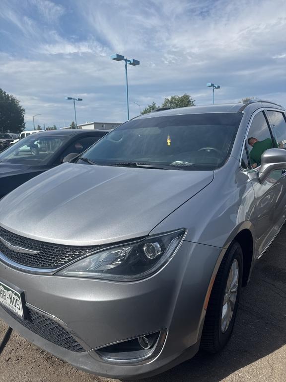 used 2018 Chrysler Pacifica car, priced at $16,567