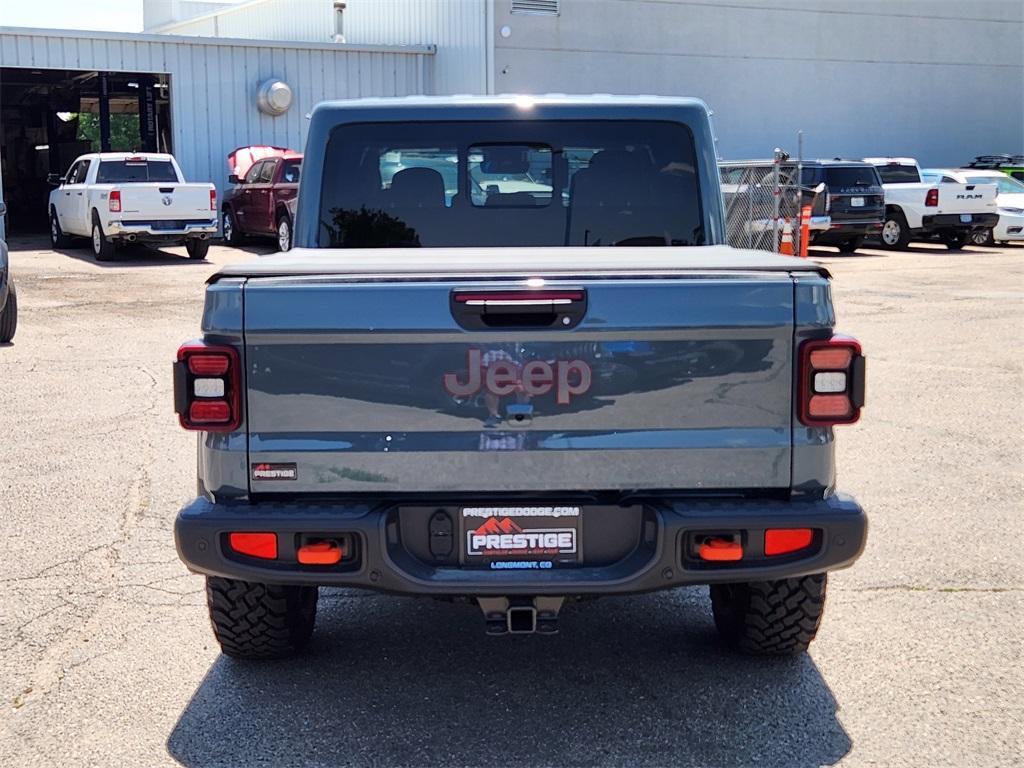 new 2025 Jeep Gladiator car, priced at $53,515