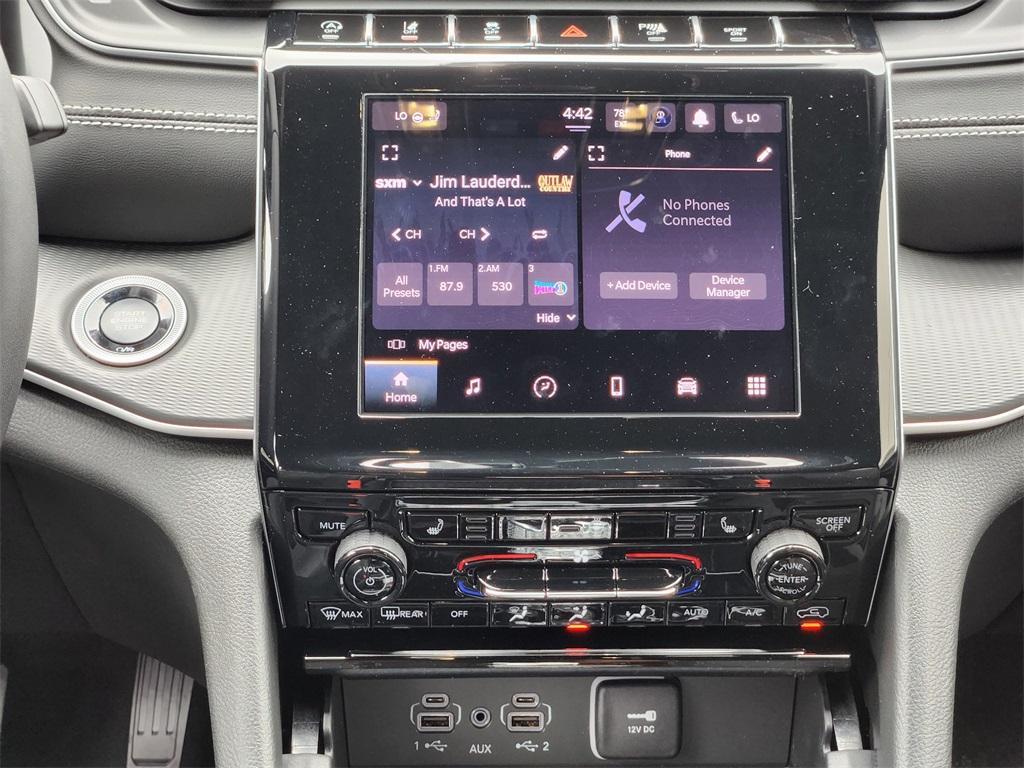 new 2025 Jeep Grand Cherokee L car, priced at $40,655