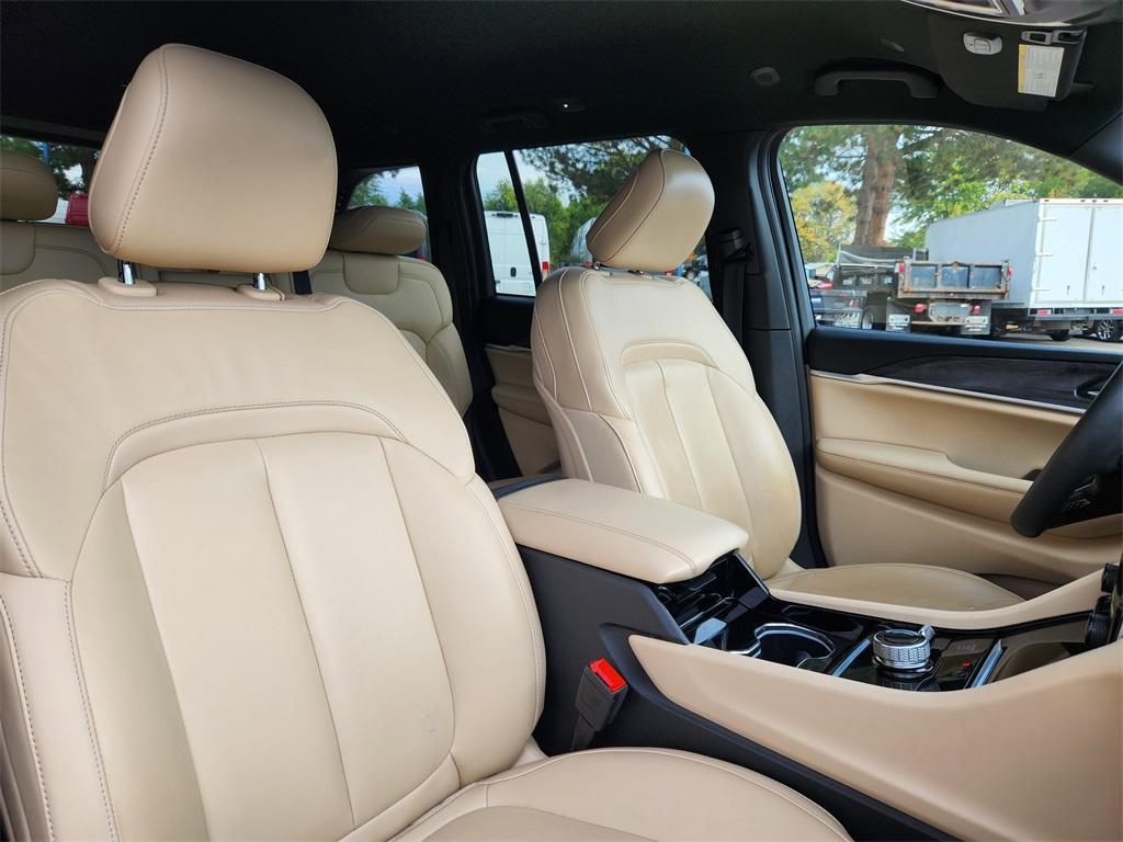 used 2023 Jeep Grand Cherokee car, priced at $34,824