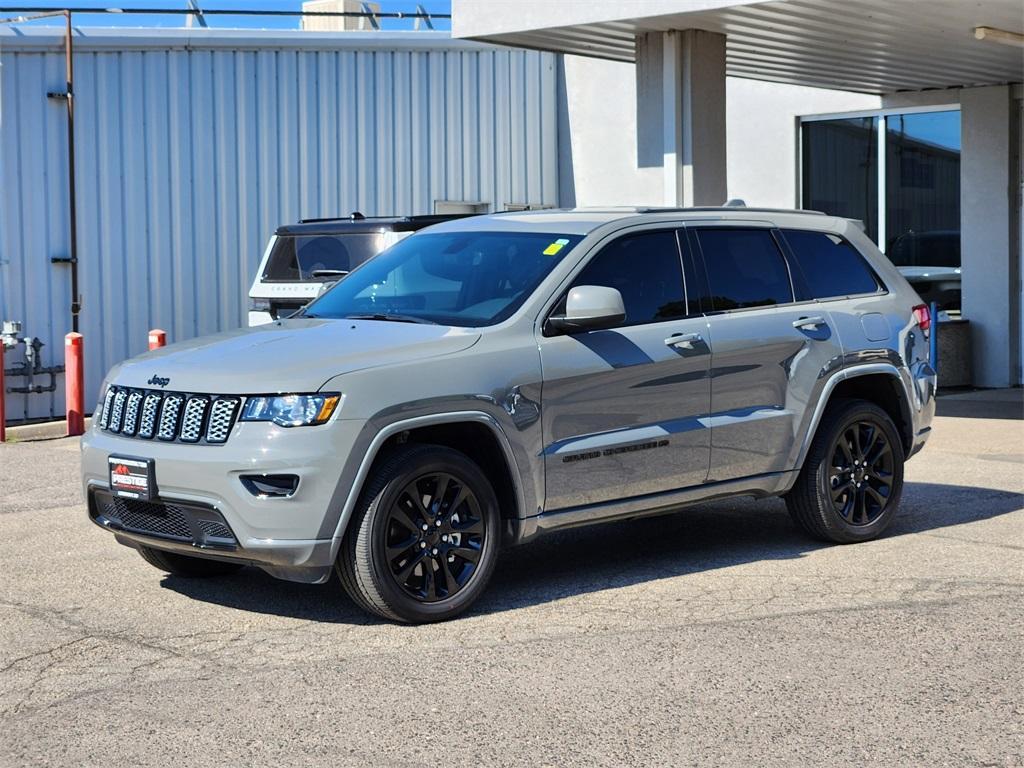 used 2022 Jeep Grand Cherokee WK car, priced at $31,489