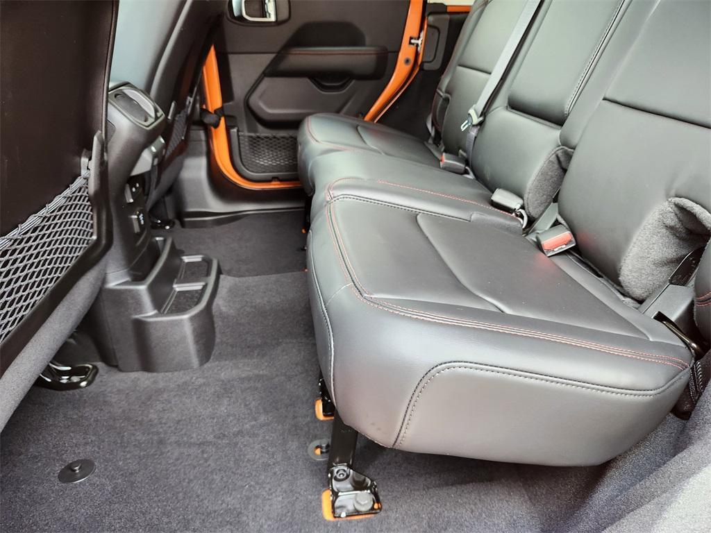new 2025 Jeep Wrangler car, priced at $55,375