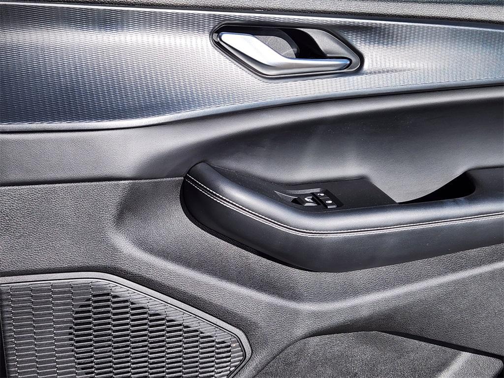 used 2023 Jeep Grand Cherokee L car, priced at $26,129