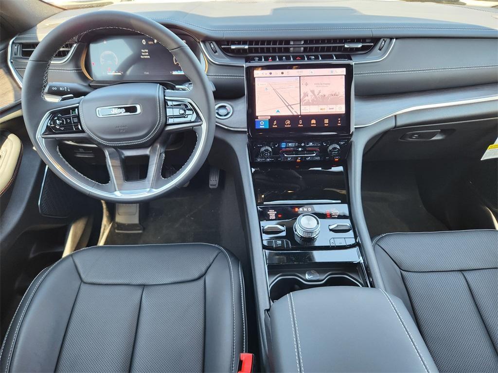 new 2025 Jeep Grand Cherokee L car, priced at $54,328