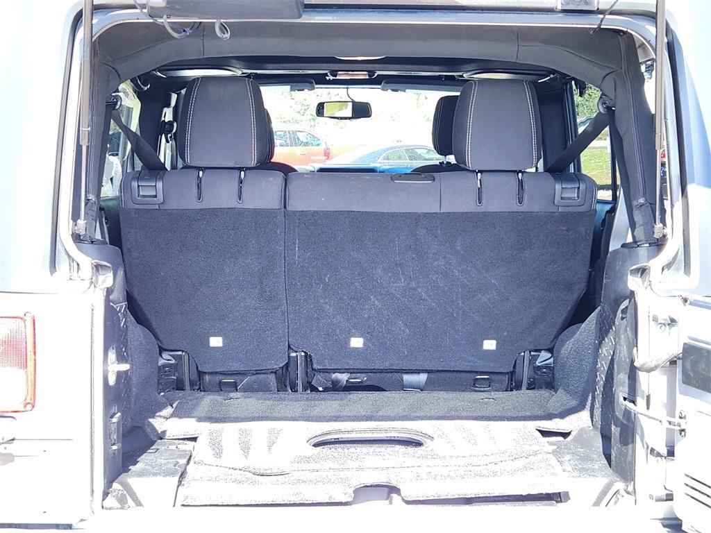 used 2015 Jeep Wrangler Unlimited car, priced at $18,460