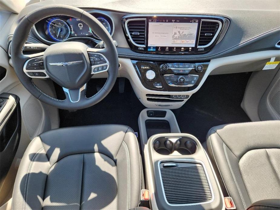 new 2024 Chrysler Pacifica car, priced at $42,482