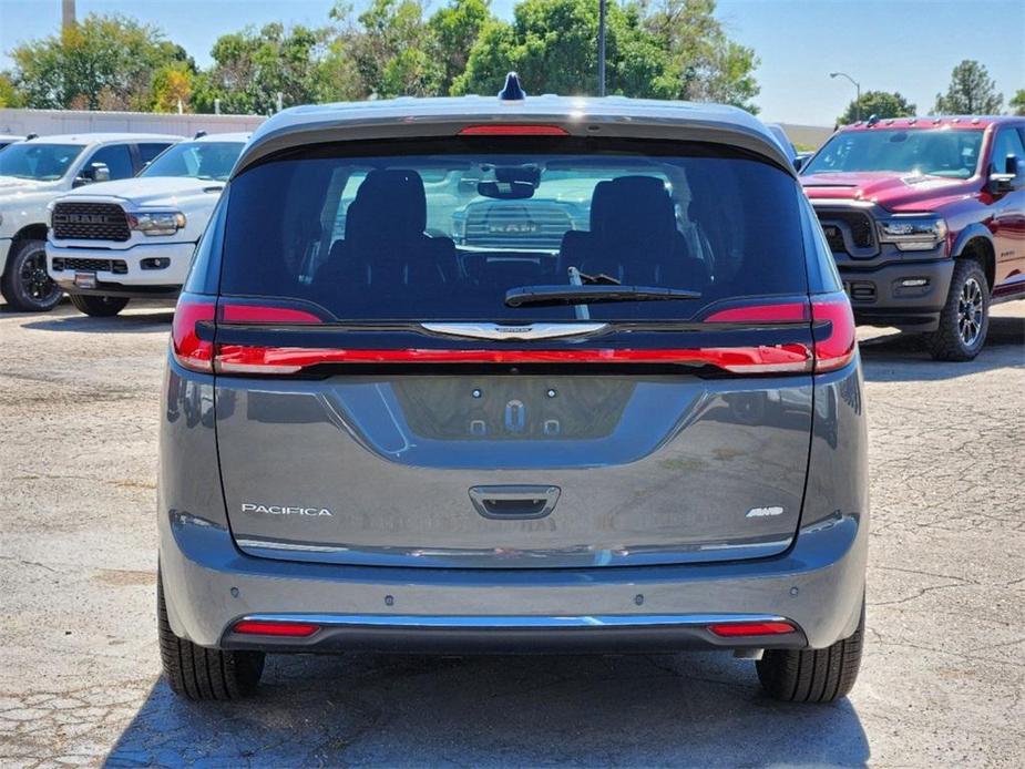 new 2024 Chrysler Pacifica car, priced at $42,482