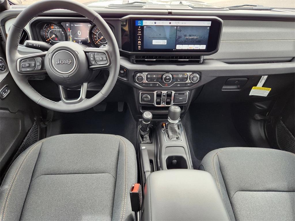 new 2025 Jeep Wrangler car, priced at $40,354