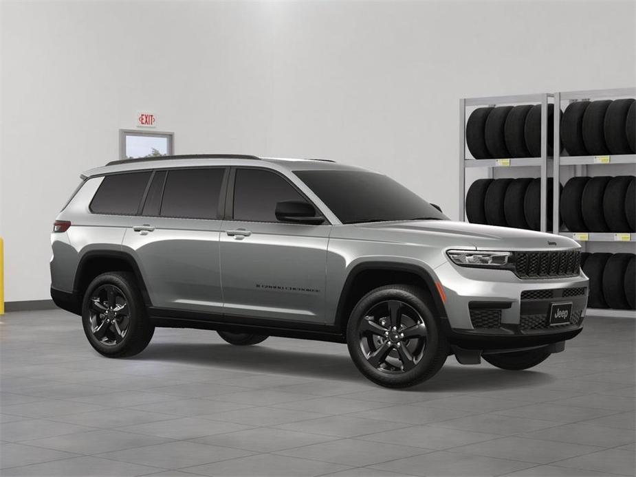 new 2024 Jeep Grand Cherokee L car, priced at $46,318