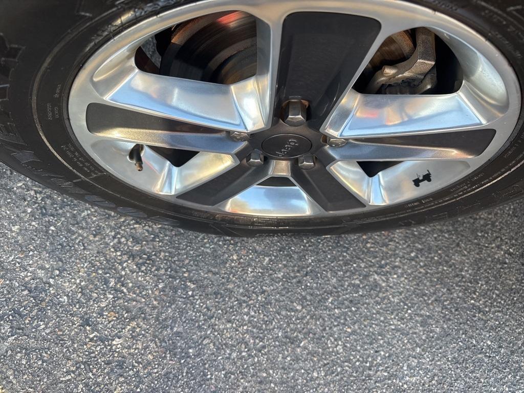 used 2022 Jeep Wrangler Unlimited car, priced at $33,348