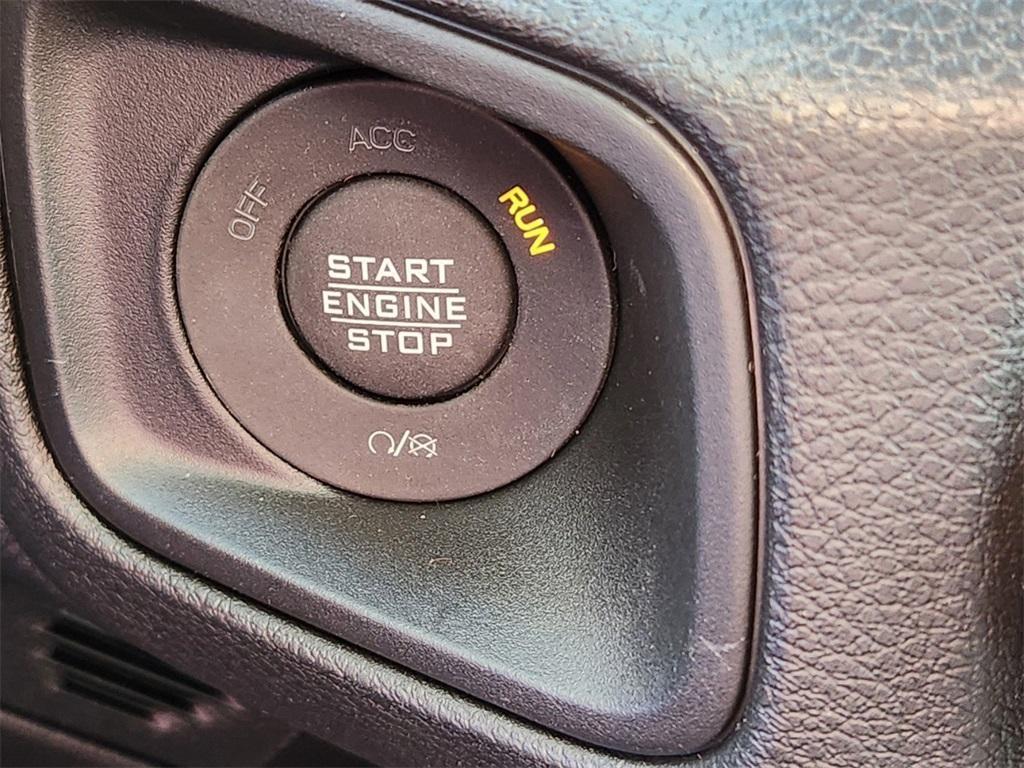 new 2025 Jeep Wrangler car, priced at $46,989