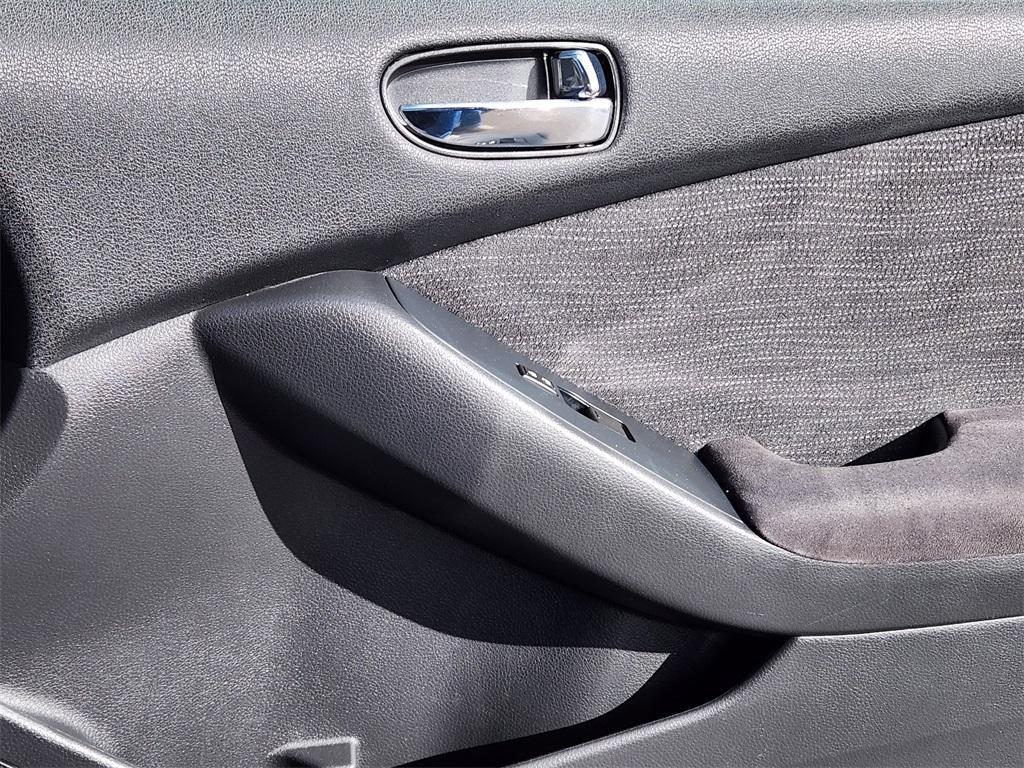 used 2010 Nissan Altima car, priced at $5,353