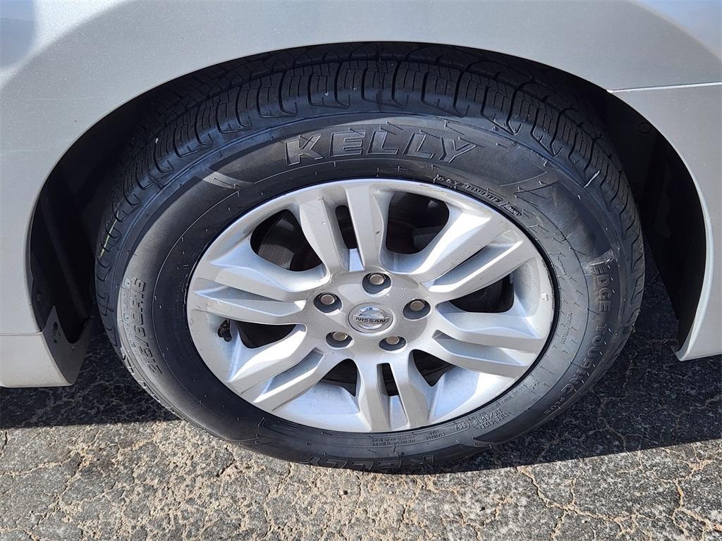 used 2010 Nissan Altima car, priced at $5,353