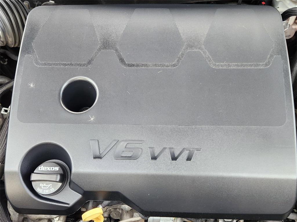 used 2020 Chevrolet Traverse car, priced at $22,777