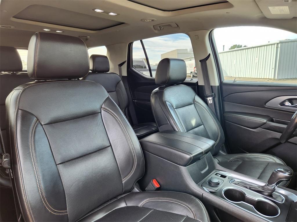 used 2020 Chevrolet Traverse car, priced at $22,777