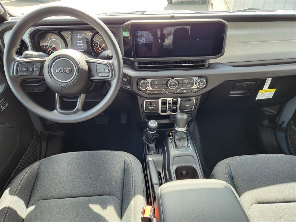 new 2025 Jeep Gladiator car, priced at $36,757