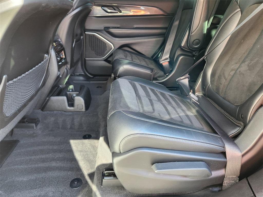 used 2022 Jeep Grand Cherokee L car, priced at $29,109