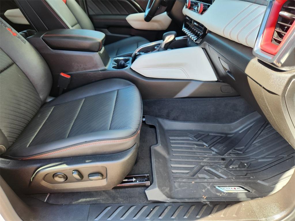 used 2024 GMC Canyon car, priced at $53,990