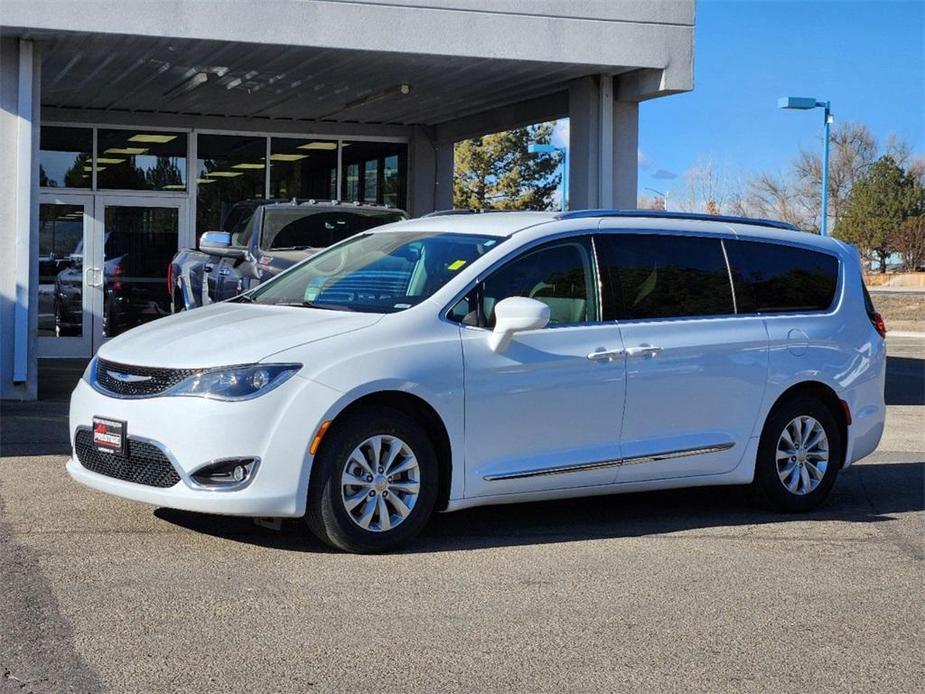 used 2019 Chrysler Pacifica car, priced at $18,305