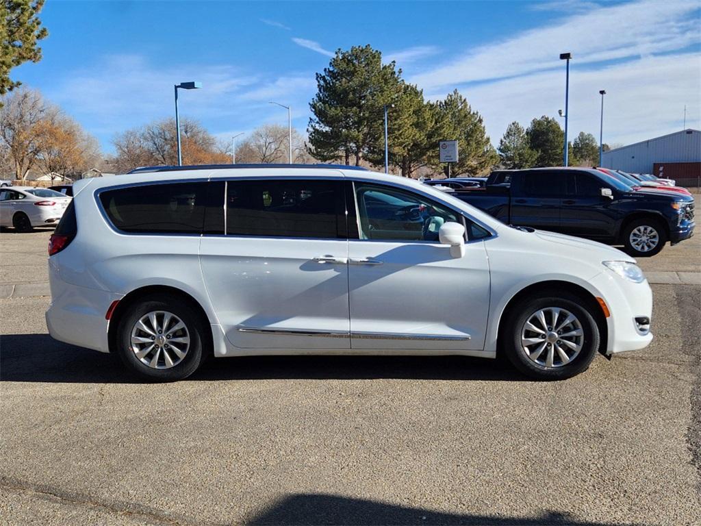 used 2019 Chrysler Pacifica car, priced at $18,305