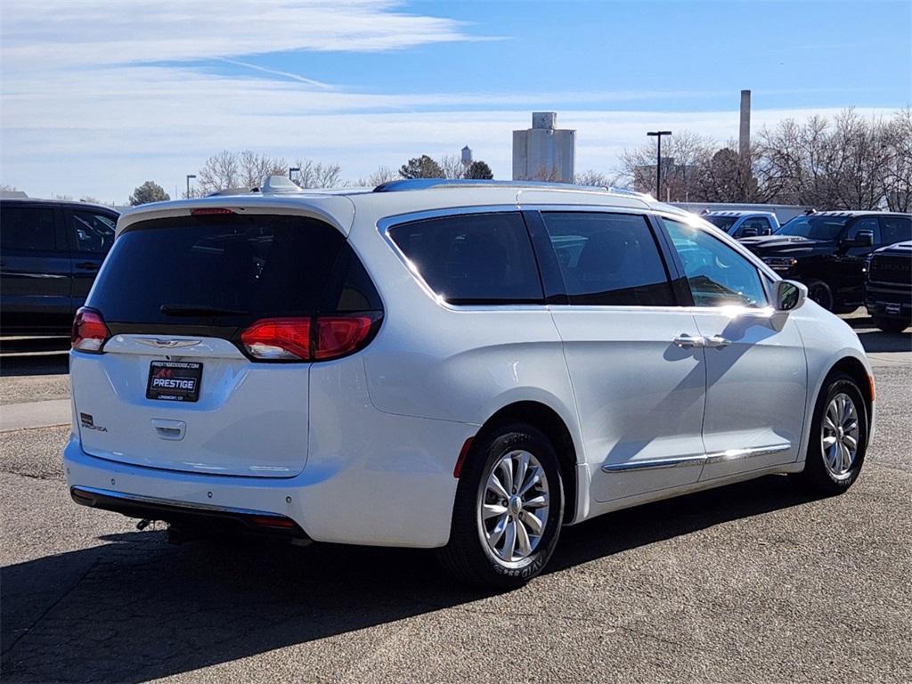 used 2019 Chrysler Pacifica car, priced at $18,305