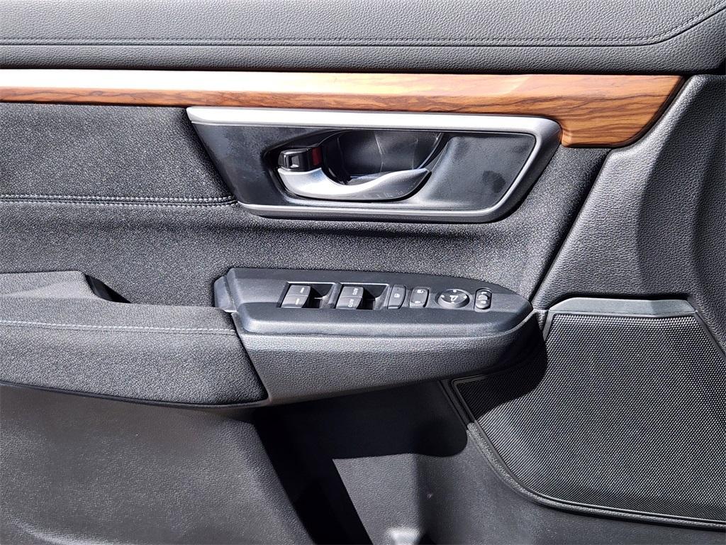 used 2022 Honda CR-V car, priced at $29,277