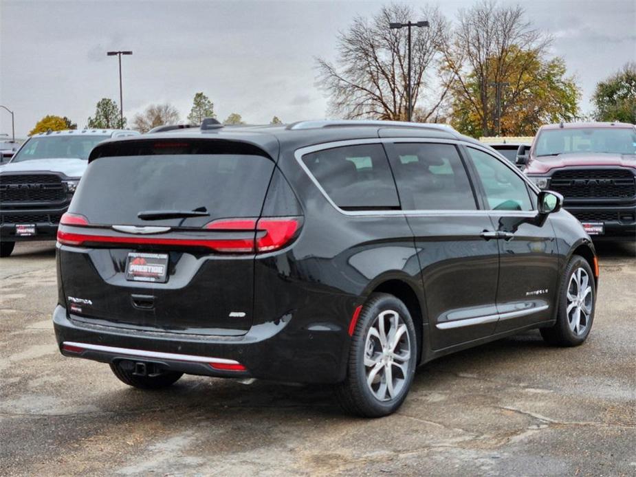 new 2024 Chrysler Pacifica car, priced at $51,778