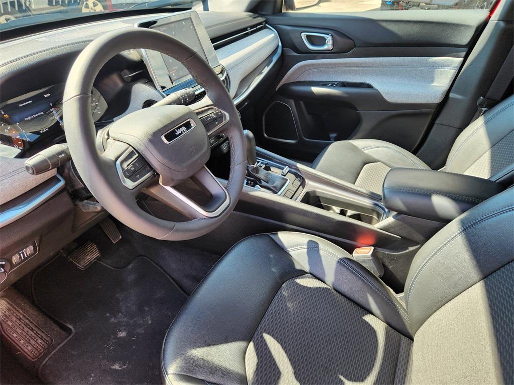 new 2025 Jeep Compass car, priced at $26,538