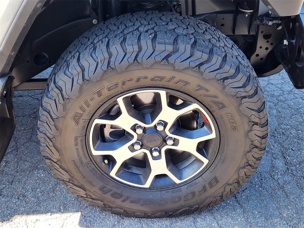 used 2020 Jeep Wrangler Unlimited car, priced at $33,963