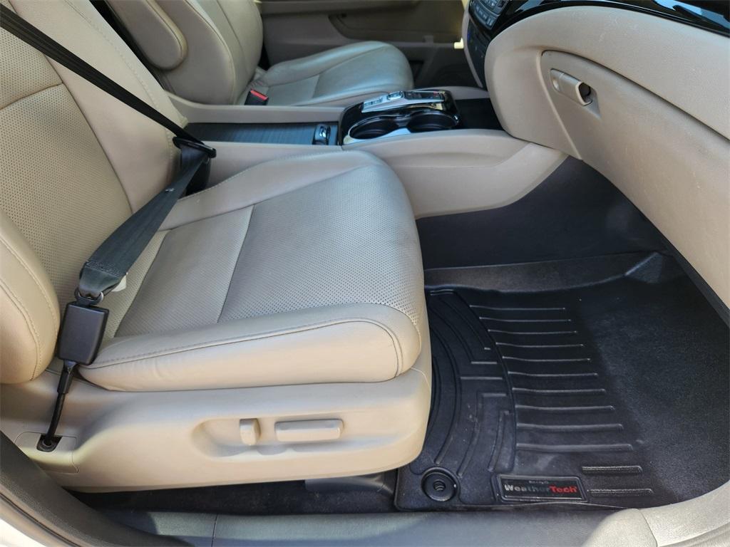 used 2017 Honda Pilot car, priced at $23,126