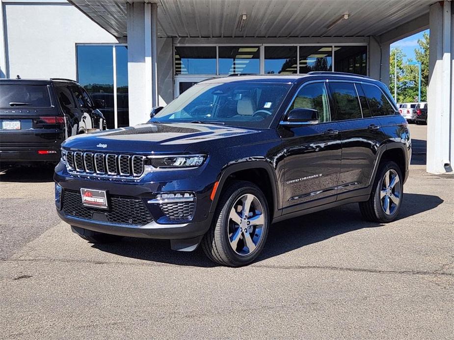 new 2024 Jeep Grand Cherokee car, priced at $47,970