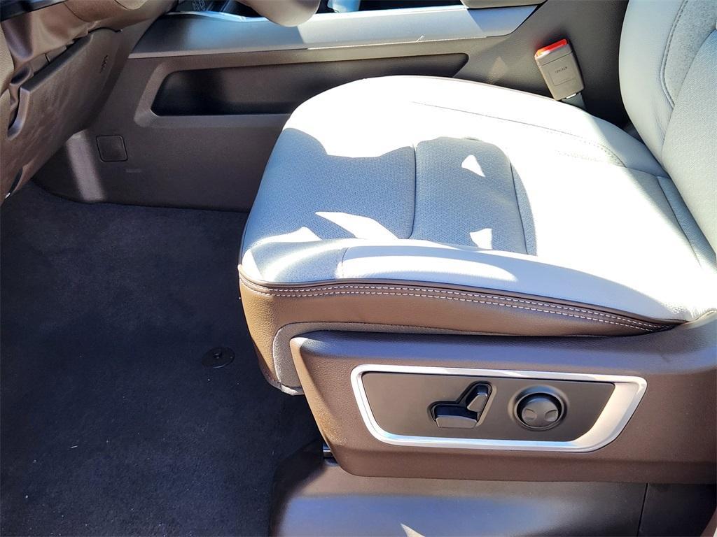 new 2025 Ram 1500 car, priced at $55,285