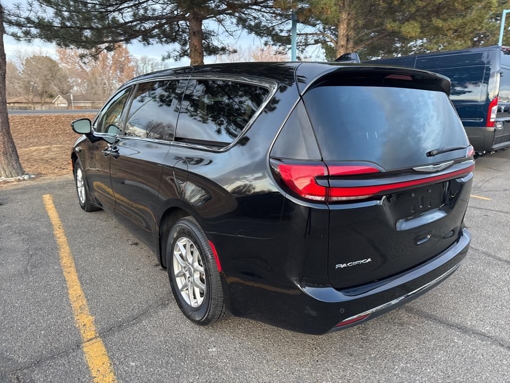 used 2024 Chrysler Pacifica car, priced at $31,882